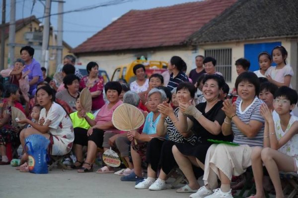 配资技巧网站 山东乳山：5000余场公益电影“综合”服务群众