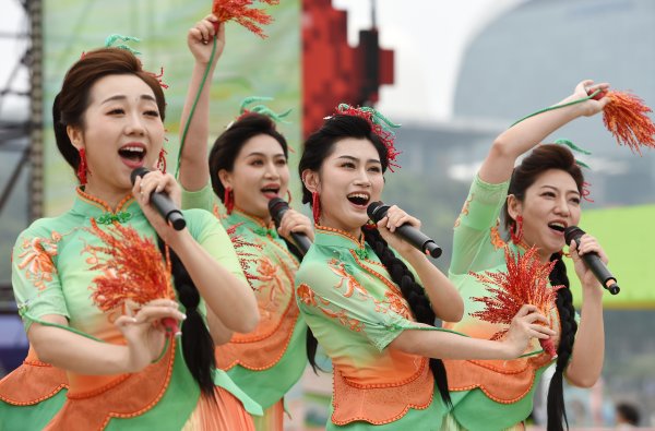 期货公司配资 2026年“广西三月三·八桂嘉年华”开幕